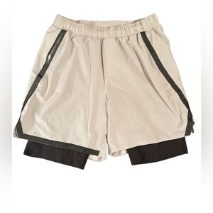Lululemon Men’s Surge Short 6" Lined 2 in 1 EUC Size S Color Off White & Black